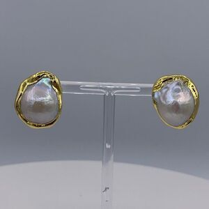 Earrings, real pearls, gold plate, large size, stud style, NWOT, updated classic
